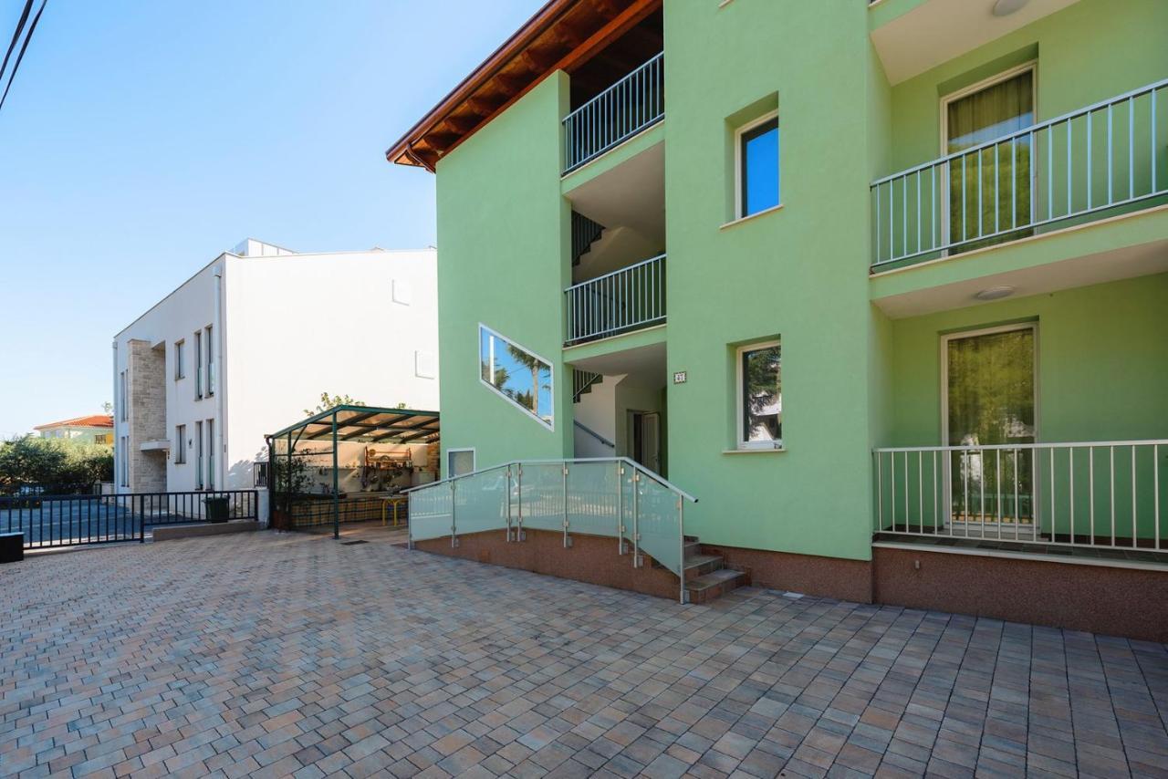 Andrea House With Apartments อูมัค ภายนอก รูปภาพ